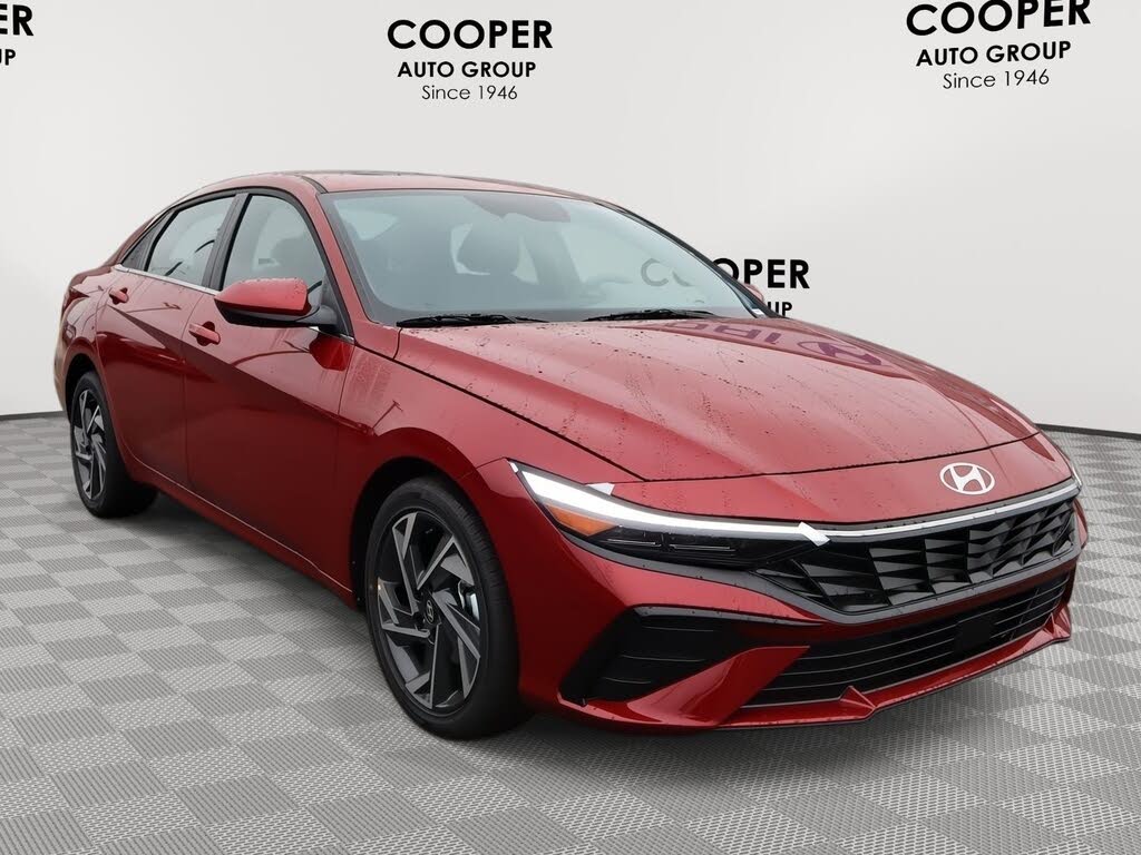 2025 Hyundai Elantra SEL Convenience FWD