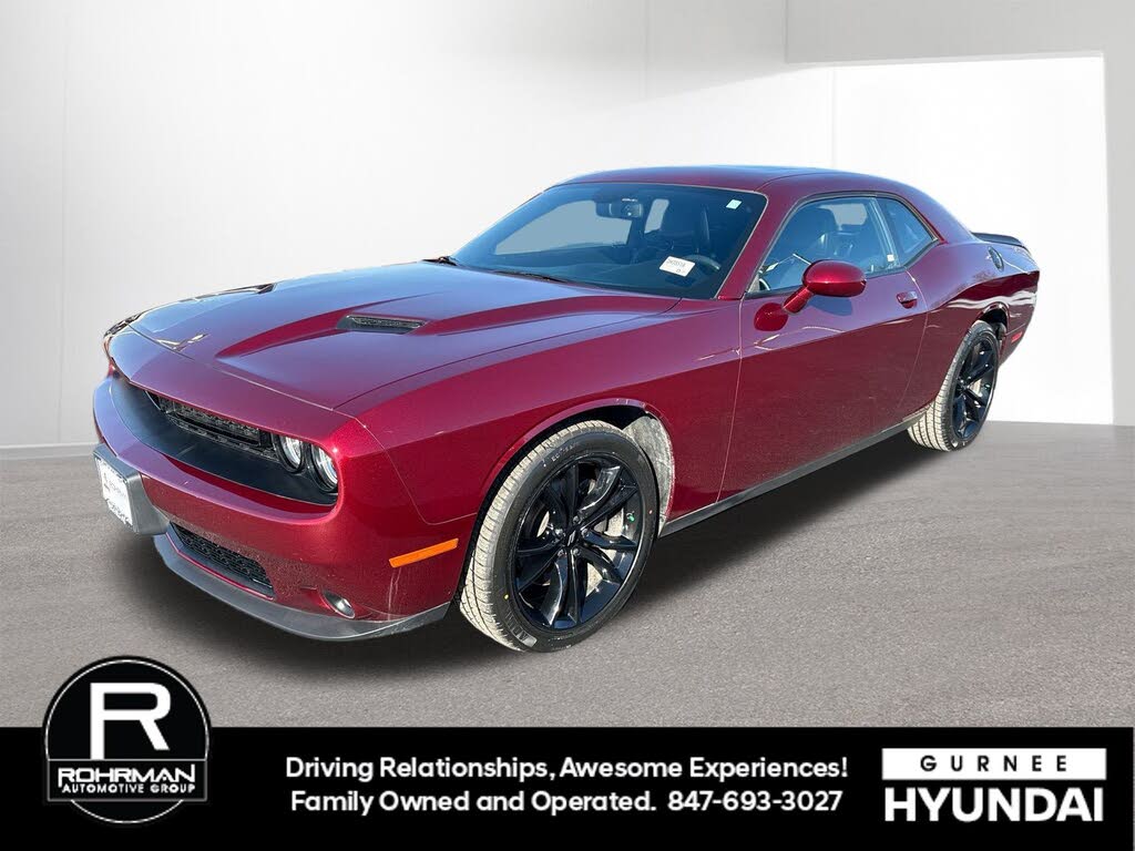 2018 Dodge Challenger SXT RWD
