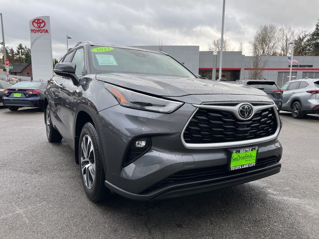 2023 Toyota Highlander XLE AWD