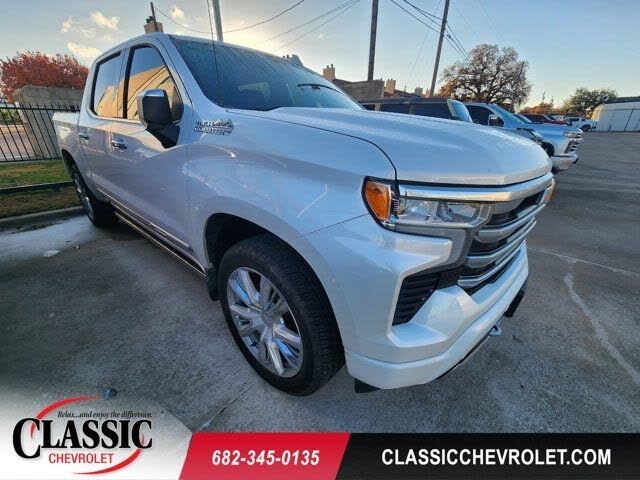 2024 Chevrolet Silverado 1500 High Country Crew Cab 4WD