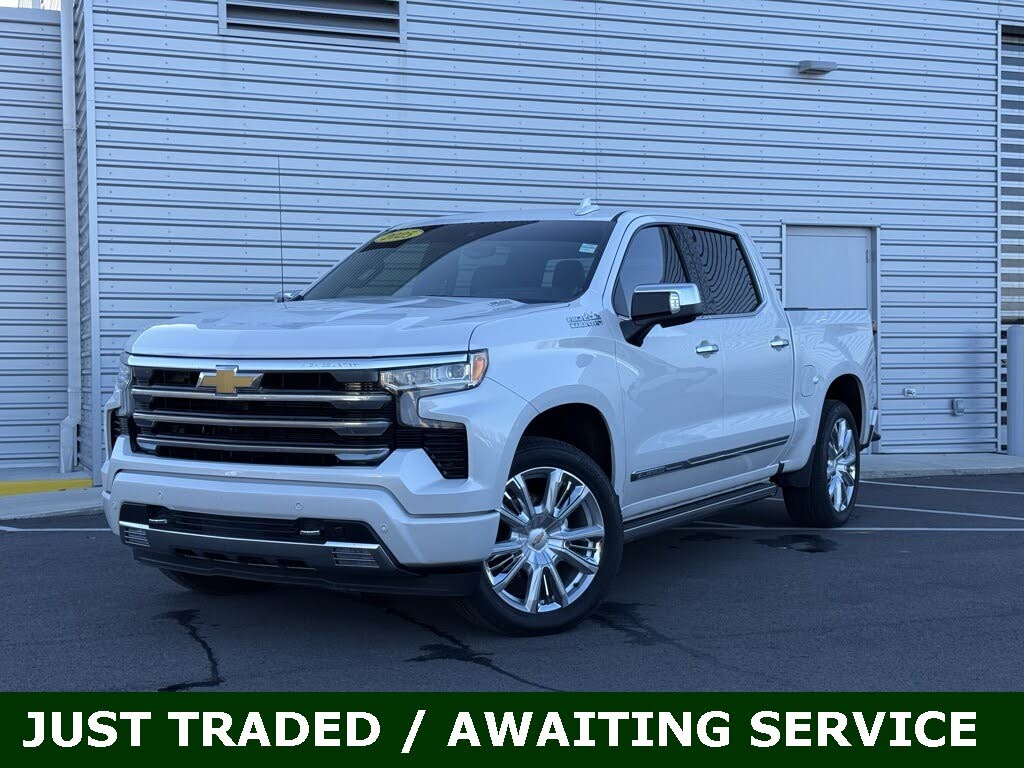 2025 Chevrolet Silverado 1500 High Country Crew Cab 4WD