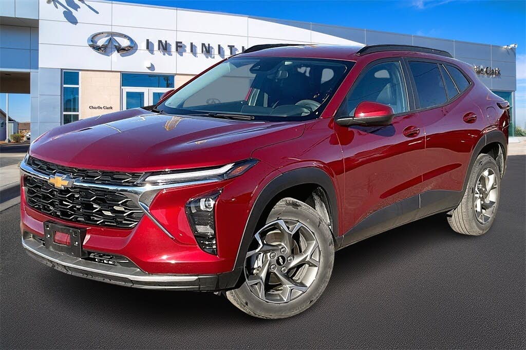 2025 Chevrolet Trax LT FWD