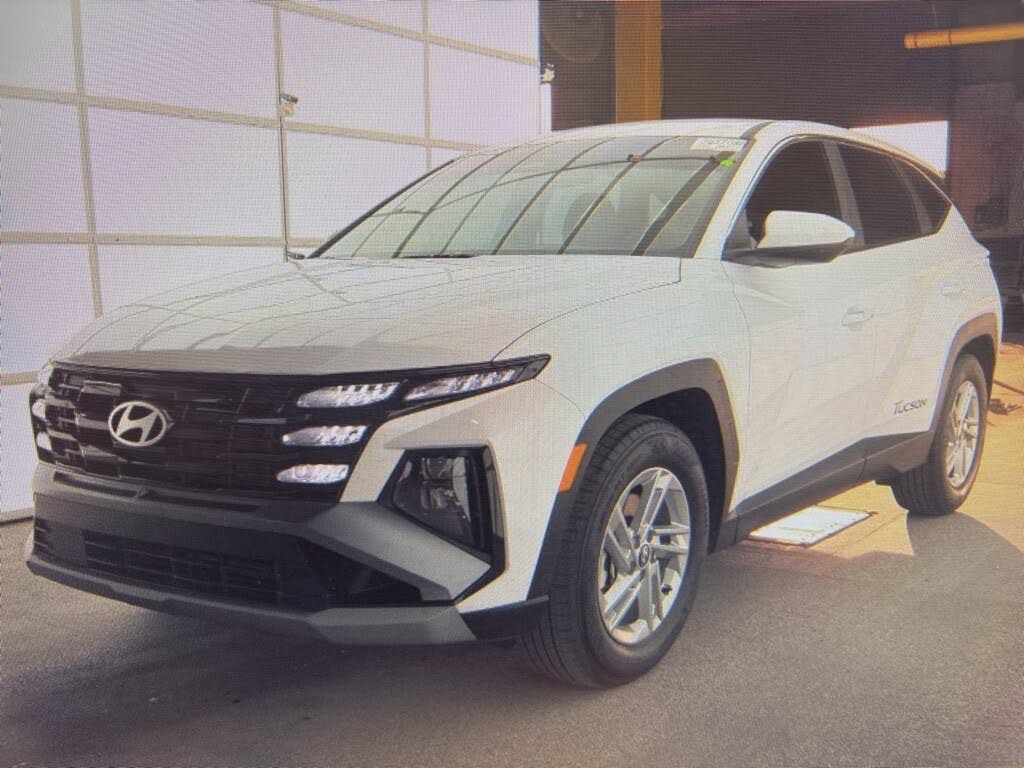 2025 Hyundai Tucson SE FWD
