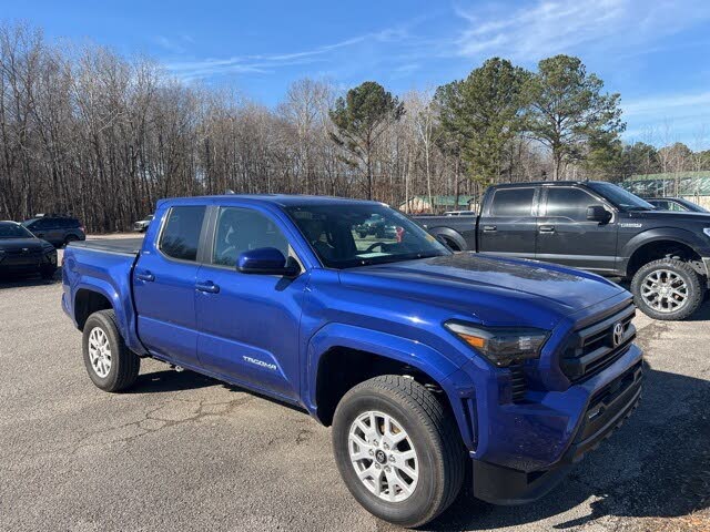 2025 Toyota Tacoma SR5 Double Cab 4WD