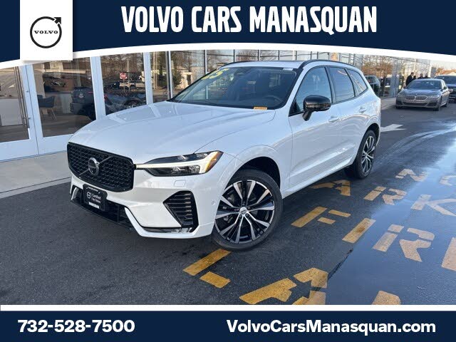 2025 Volvo XC60 B5 Plus Dark Theme AWD