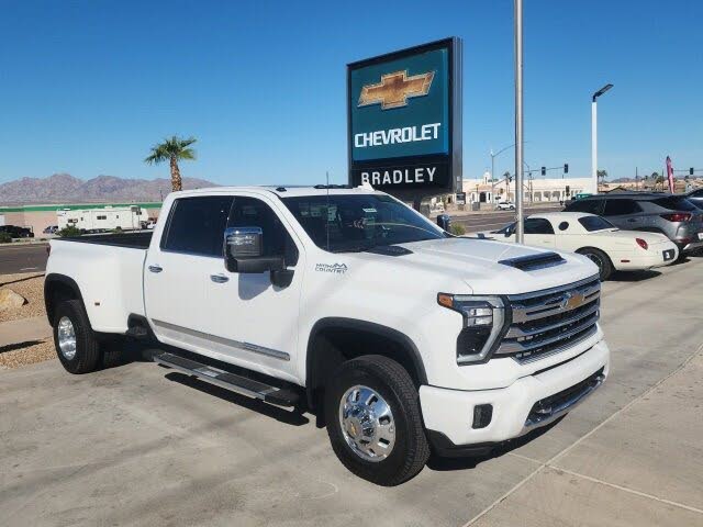 2026 Chevrolet Silverado 3500HD High Country Crew Cab 4WD