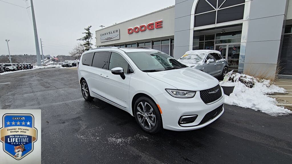 2026 Chrysler Pacifica Pinnacle FWD