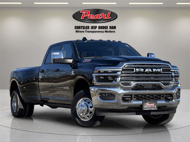2026 RAM 3500 Laramie Crew Cab LB DRW 4WD