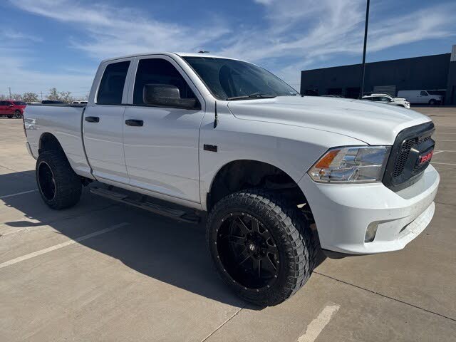 2018 RAM 1500 Express Quad Cab RWD