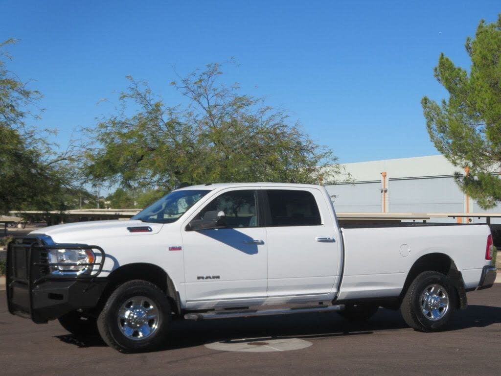 2019 RAM 3500 Big Horn Crew Cab LB 4WD