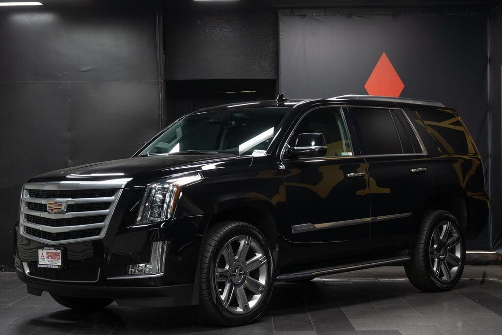 2020 Cadillac Escalade Luxury RWD