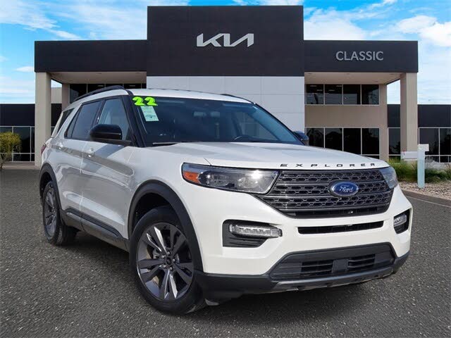2022 Ford Explorer XLT RWD