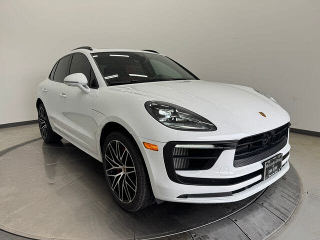 2022 Porsche Macan S AWD