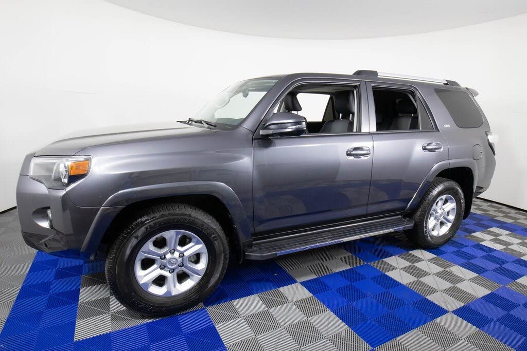 2023 Toyota 4Runner SR5 Premium RWD