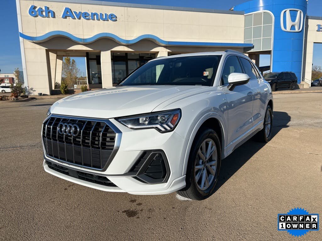 2024 Audi Q3 quattro Premium S Line 45 TFSI
