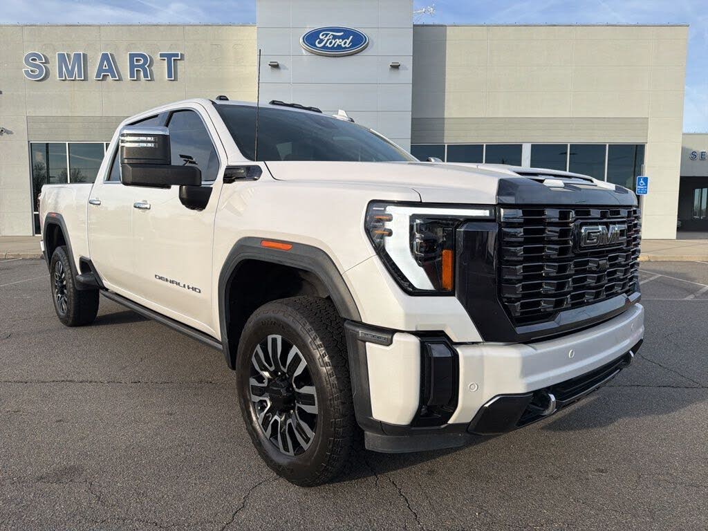 2024 GMC Sierra 3500HD Denali Ultimate Crew Cab 4WD