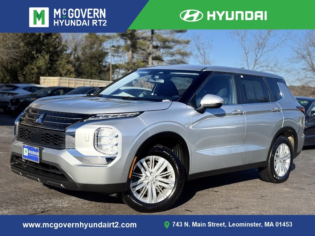 2024 Mitsubishi Outlander ES S-AWC