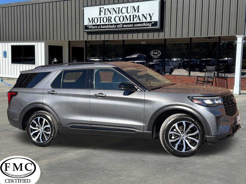 2025 Ford Explorer ST-Line AWD