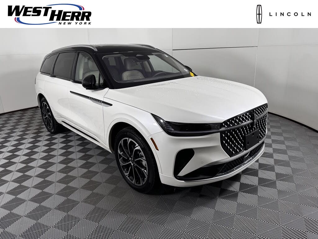 2025 Lincoln Nautilus Reserve AWD