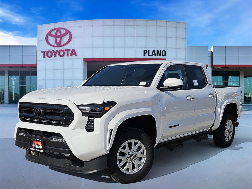 2025 Toyota Tacoma SR5 Double Cab 4WD