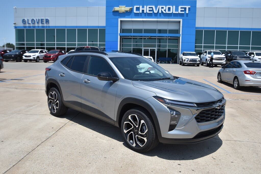 2026 Chevrolet Trax RS with 2RS FWD