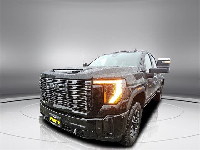 2026 GMC Sierra 3500HD Denali Ultimate Crew Cab 4WD