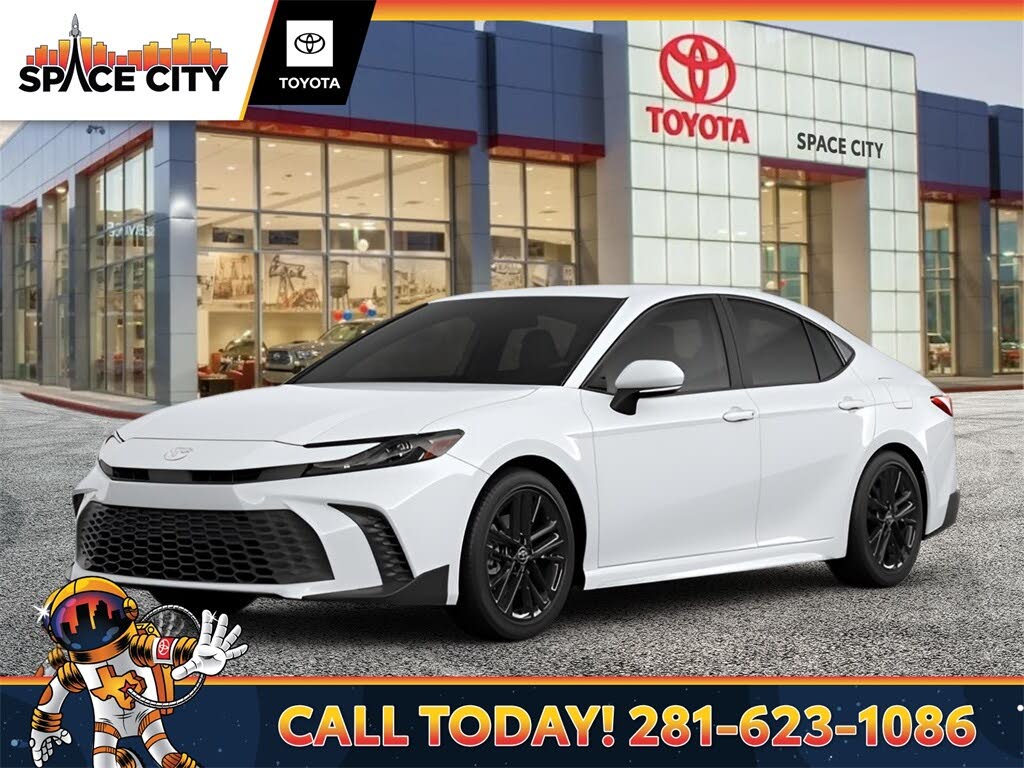 2026 Toyota Camry SE FWD