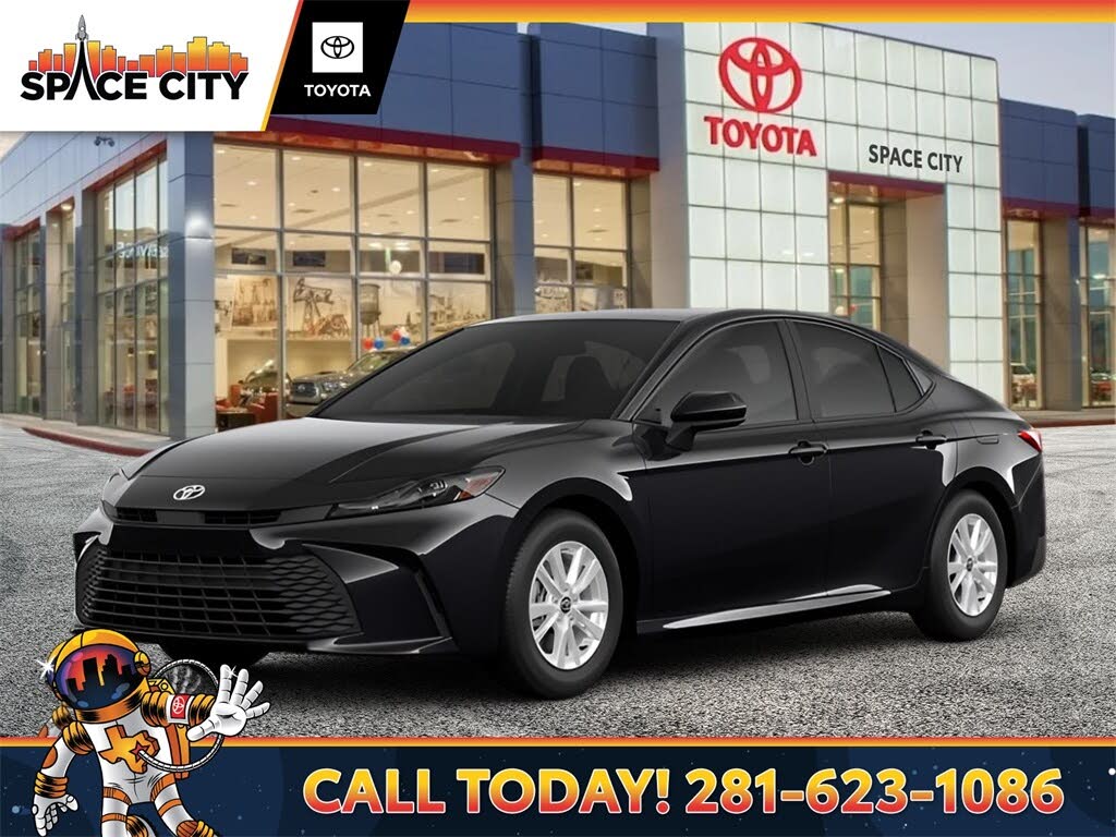 2026 Toyota Camry LE FWD