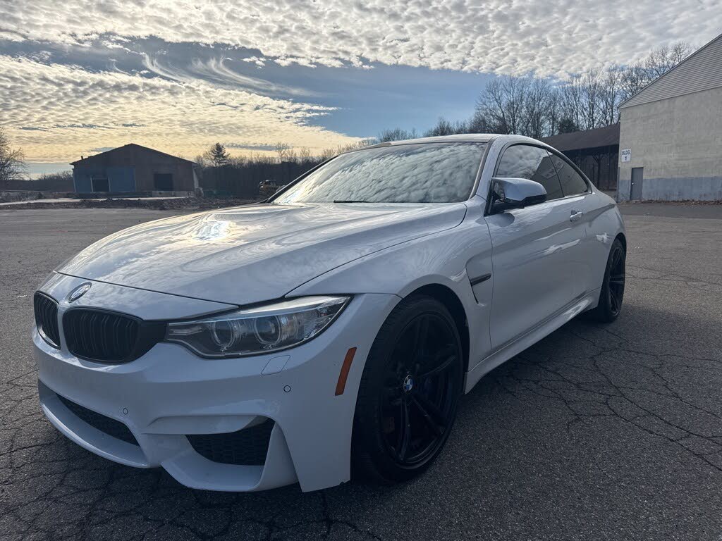 2015 BMW M4 Coupe RWD