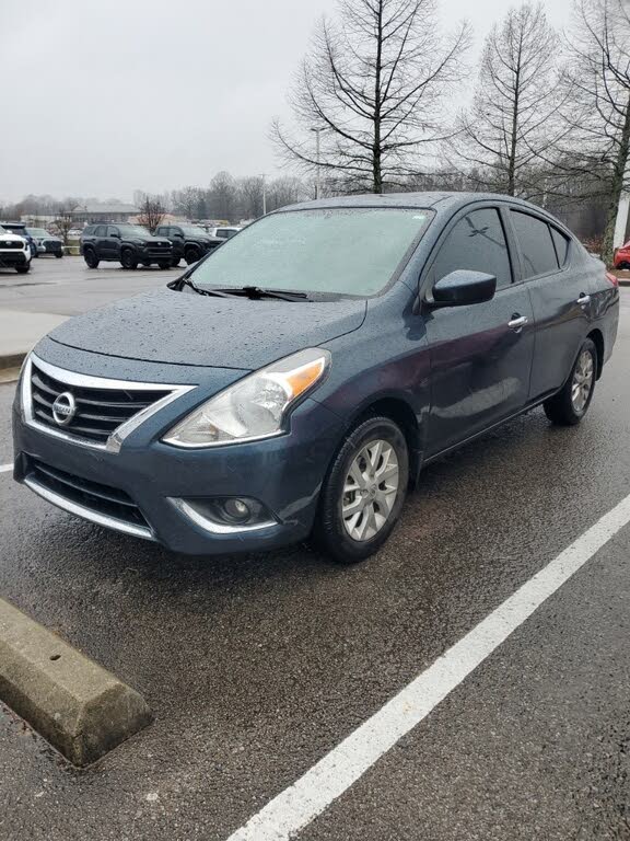 2017 Nissan Versa SV