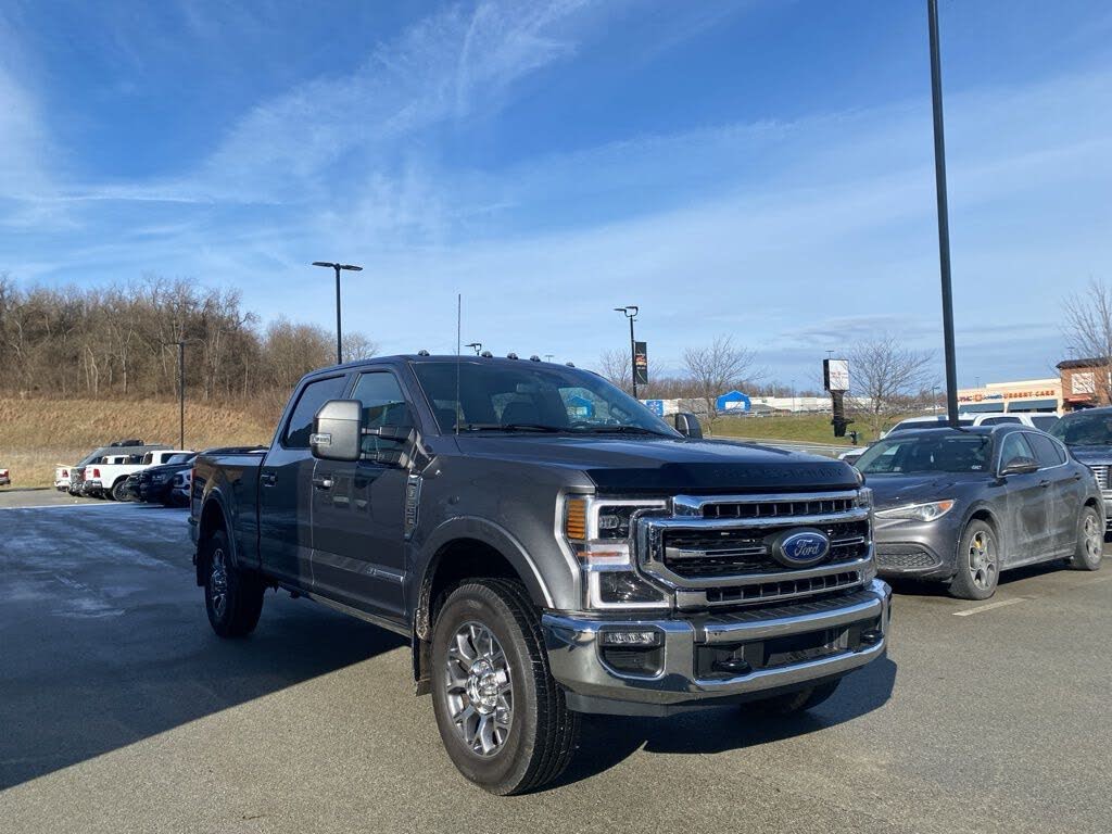 2022 Ford F-350 Super Duty Lariat Crew Cab 4WD