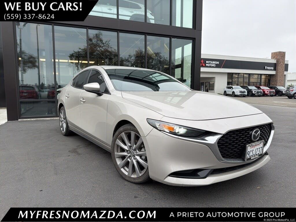 2022 Mazda MAZDA3 Preferred Sedan FWD