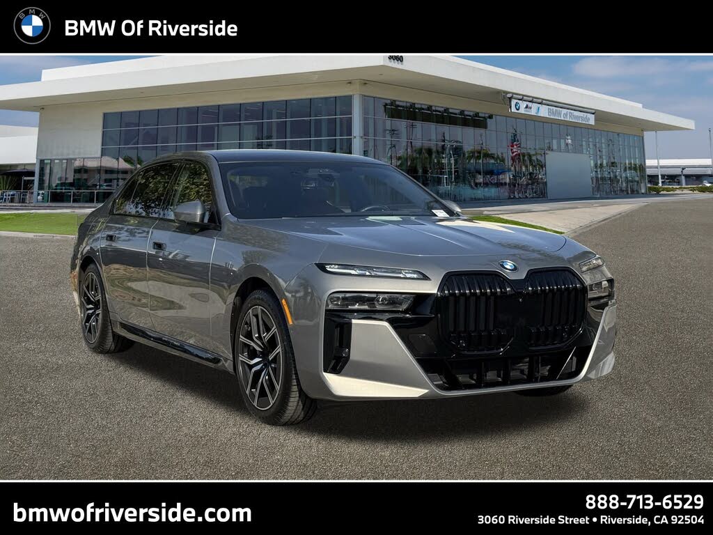 2023 BMW 7 Series 740i RWD