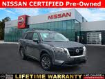 Nissan Pathfinder SV 4WD