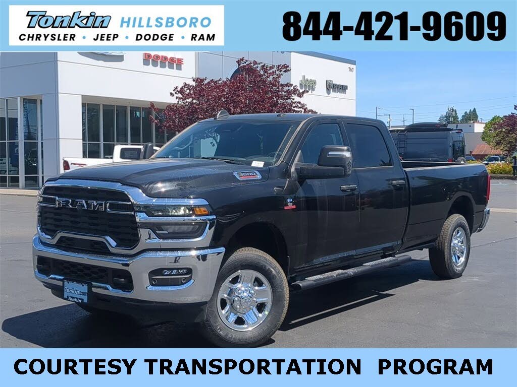 2025 RAM 3500 Tradesman Crew Cab LB 4WD