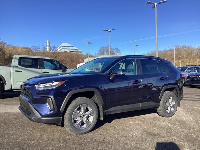 2025 Toyota RAV4 XLE AWD
