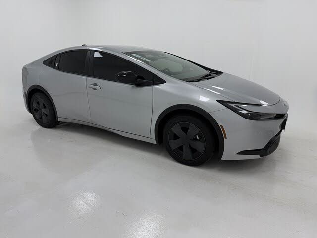 2026 Toyota Prius LE FWD