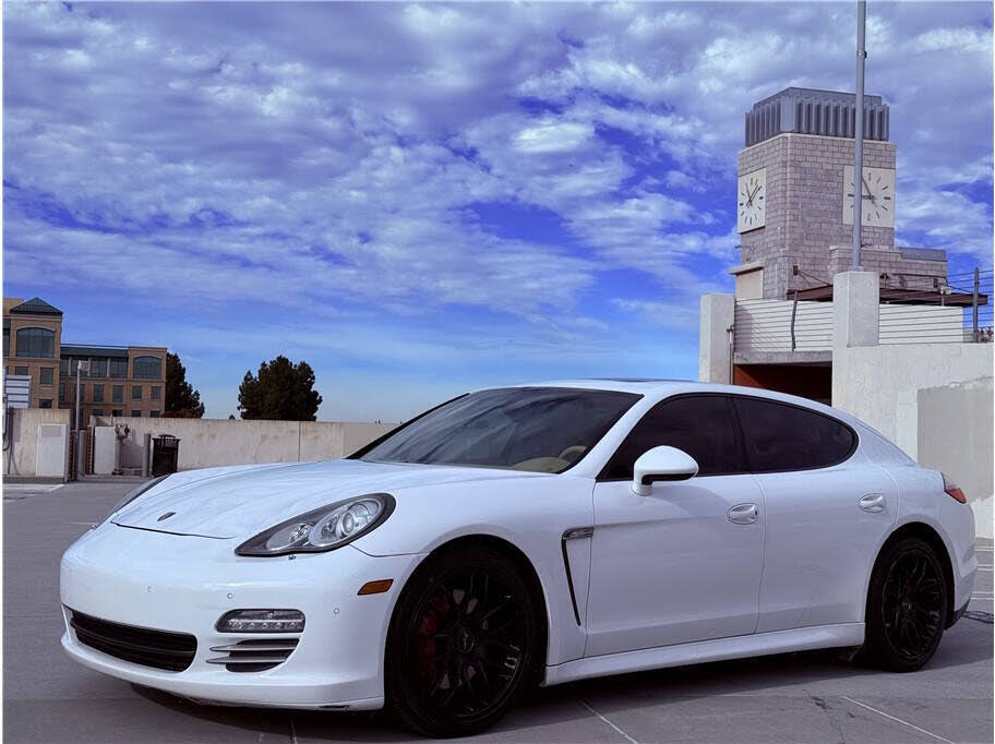 2011 Porsche Panamera 4 AWD