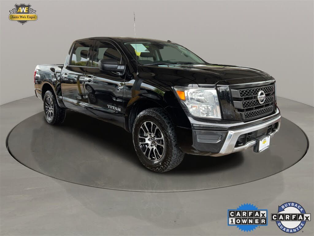 2021 Nissan Titan SV Crew Cab 4WD