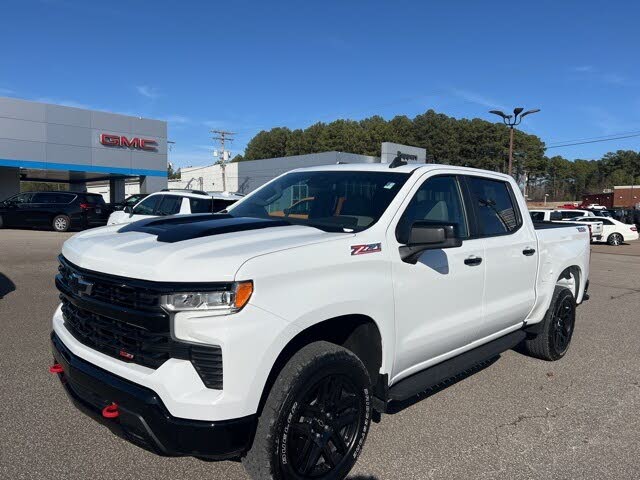 2022 Chevrolet Silverado 1500 LT Trail Boss Crew Cab 4WD