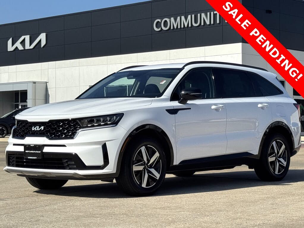 2022 Kia Sorento S FWD