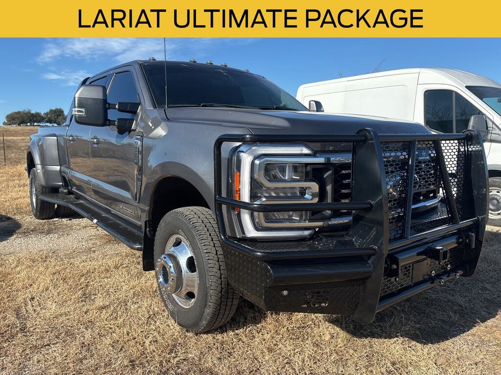 2023 Ford F-350 Super Duty Lariat Crew Cab LB DRW 4WD