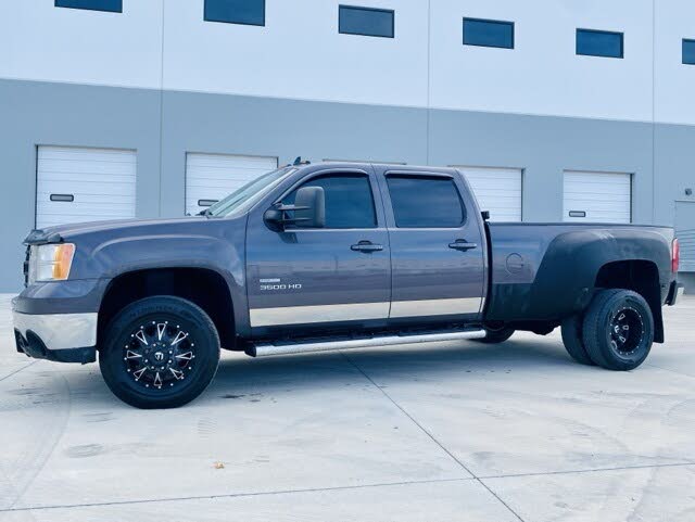2010 GMC Sierra 3500HD SLT Crew Cab DRW 4WD