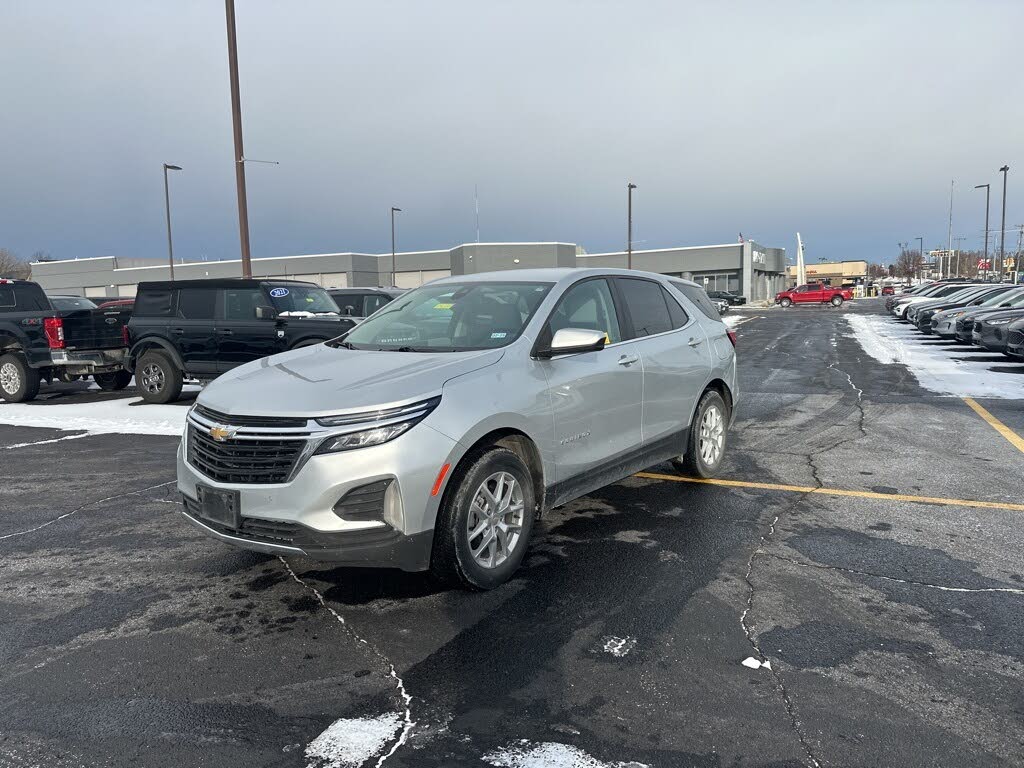 2022 Chevrolet Equinox LT AWD with 2FL