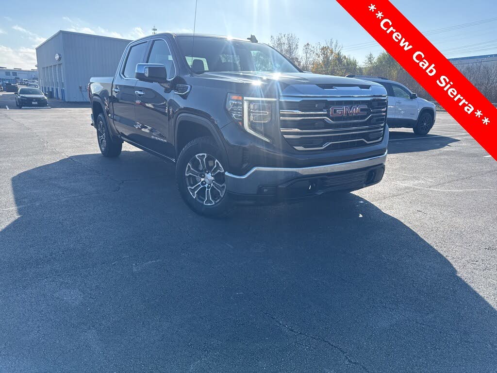 2024 GMC Sierra 1500 SLT Crew Cab RWD