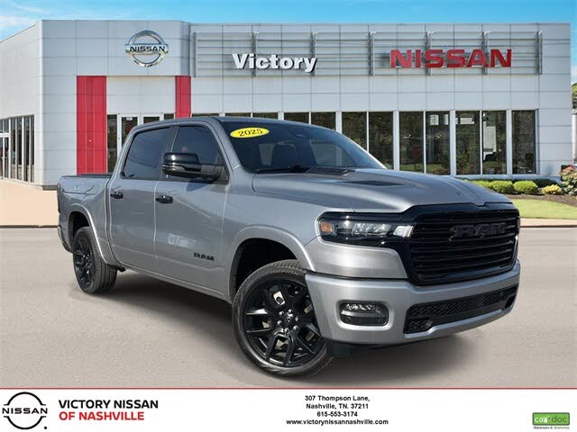 2025 RAM 1500 Laramie Crew Cab 4WD