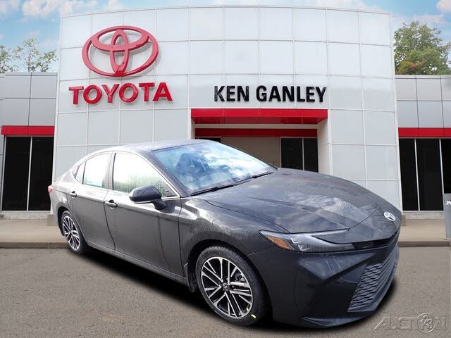 2026 Toyota Camry XLE FWD