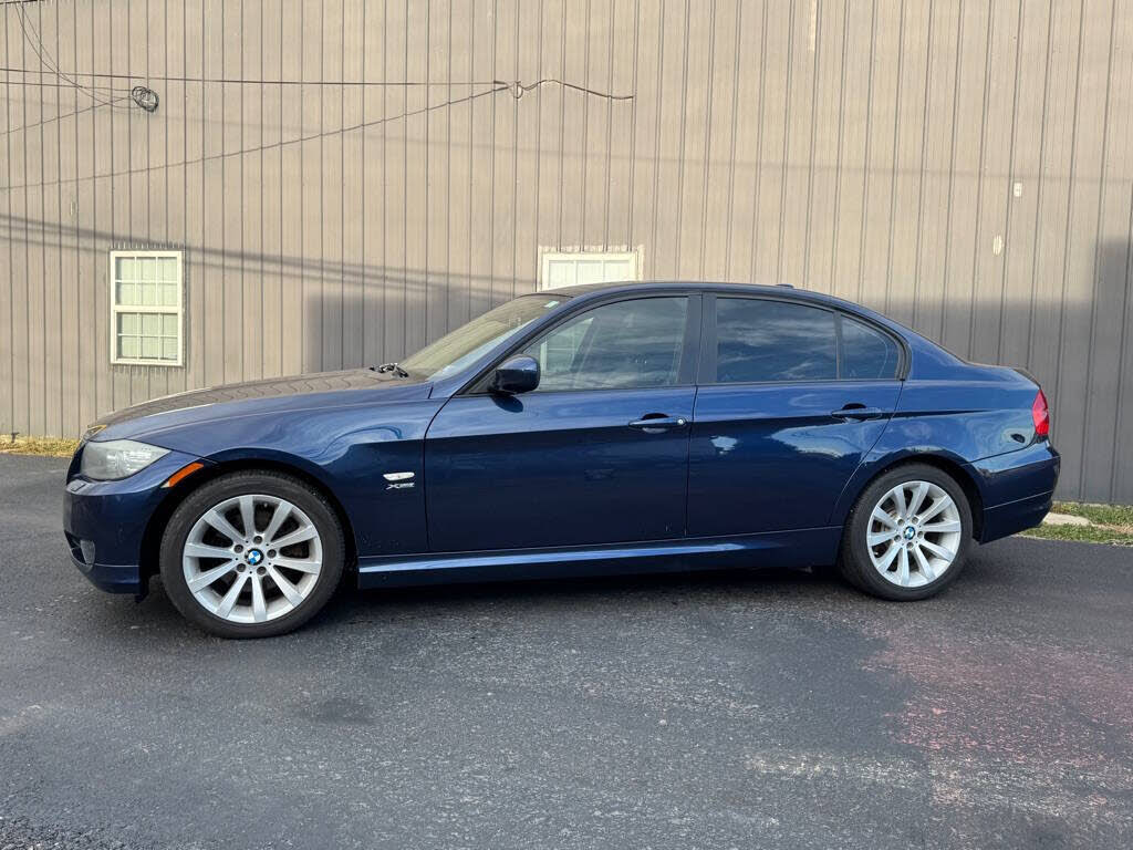 2011 BMW 3 Series 328i xDrive Sedan AWD