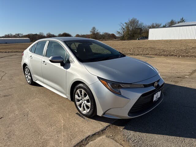 2024 Toyota Corolla LE FWD