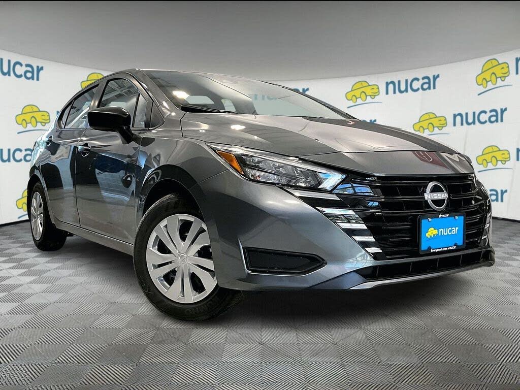 2025 Nissan Versa S FWD